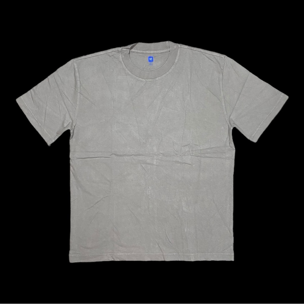 SOLD 

Unreleased Yeezy Gap Tee - Light Grey
